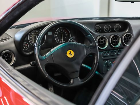 Used 2000 Ferrari 550 Maranello Coupe RWD image 31