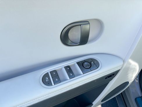 New 2026 Hyundai Ioniq 5 Limited image 15