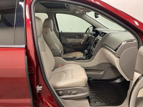 Used 2015 GMC Acadia SLT w/ Technology Package image 24