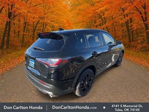 New 2026 Honda HR-V Sport image 4