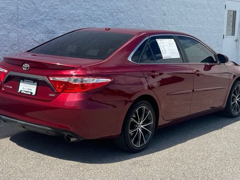 Used 2015 Toyota Camry XSE w/ Moonroof Package FWD image 3