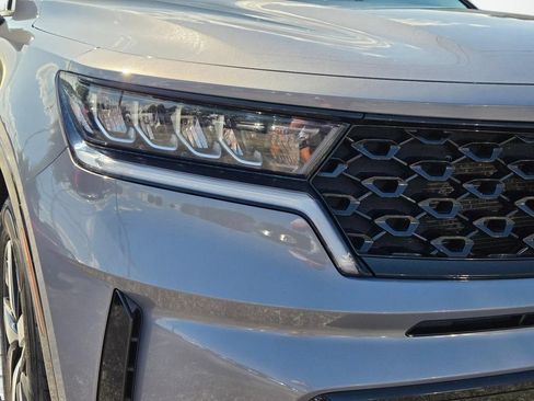 Used 2021 Kia Sorento S w/ Panoramic Sunroof Package FWD image 2