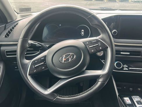 Certified 2023 Hyundai Sonata SEL w/ Convenience Package FWD image 19