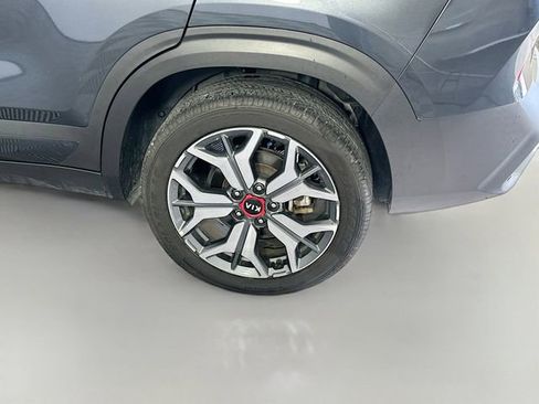 Used 2021 Kia Seltos SX w/ SX Sunroof Package image 32