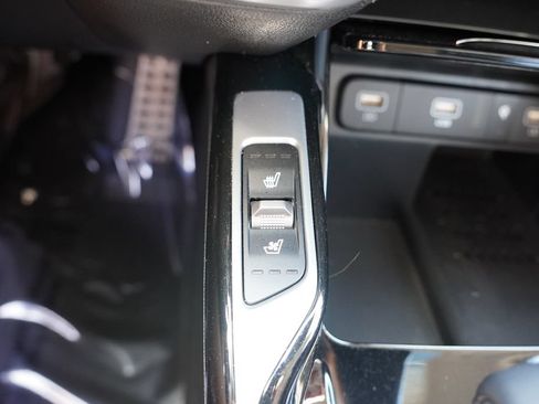 Certified 2023 Kia Sorento SX Prestige AWD/4WD image 32