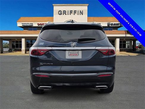 Used 2023 Buick Enclave Premium w/ Experience Buick Package image 8