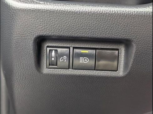 Used 2024 Toyota RAV4 XLE image 30