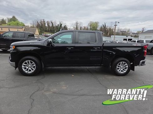 Used 2022 Chevrolet Silverado 1500 LT AWD/4WD image 4