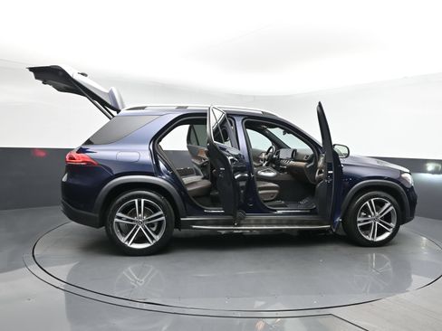 Used 2022 Mercedes-Benz GLE 350 4MATIC w/ Premium Package image 28