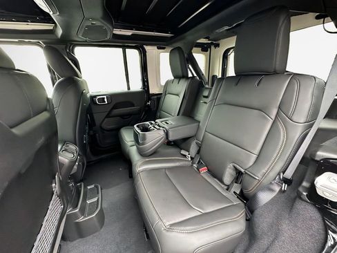 New 2025 Jeep Wrangler Rubicon 392 image 19