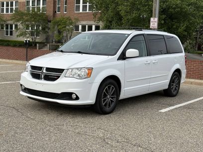 Used 2016 Dodge Grand Caravan SXT