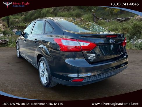 Used 2014 Ford Focus SE image 3