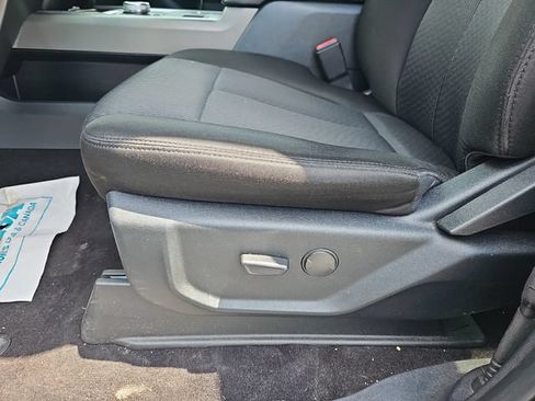 Used 2021 Ford Expedition XLT RWD image 17