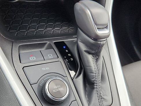 Certified 2023 Toyota RAV4 SE AWD/4WD image 15