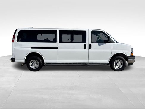Used 2023 Chevrolet Express 3500 LT w/ LT Preferred Equipment Group image 7