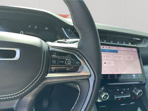 Used 2023 Jeep Grand Cherokee Overland w/ Adv Protech Group III image 31