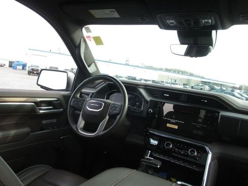 Used 2024 GMC Sierra 1500 Denali image 28