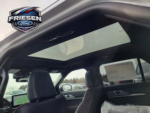 New 2026 Ford Explorer ST-Line w/ ST-Line Street Pack image 25