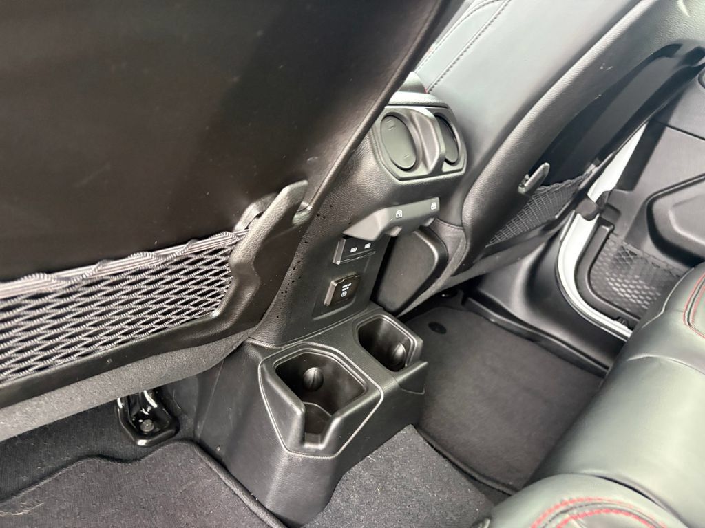 Used 2025 Jeep Gladiator Rubicon AWD/4WD image 20