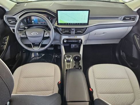Used 2025 Ford Escape Active w/ Tech Pack #1 FWD image 24
