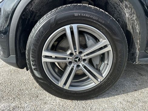 Used 2021 Mercedes-Benz GLC 300 4MATIC image 10