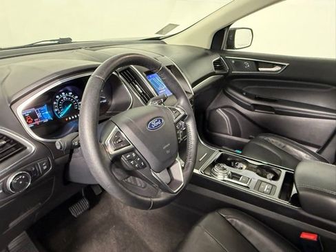 Used 2019 Ford Edge Titanium w/ Equipment Group 301A FWD image 14