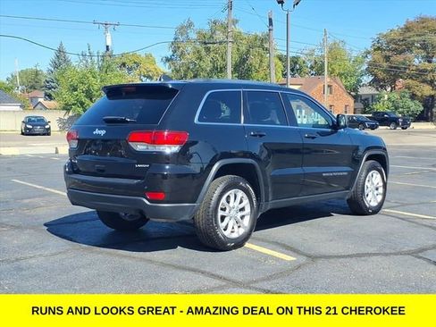 Used 2021 Jeep Grand Cherokee Laredo X image 8