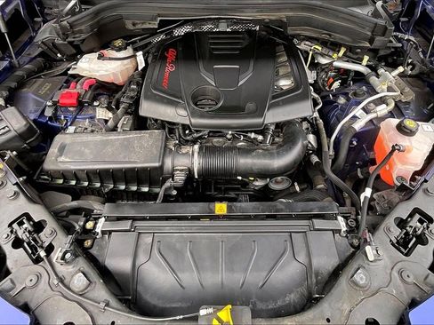 Used 2022 Alfa Romeo Stelvio Sprint image 29