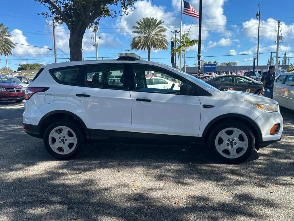 Used 2017 Ford Escape S FWD image 8