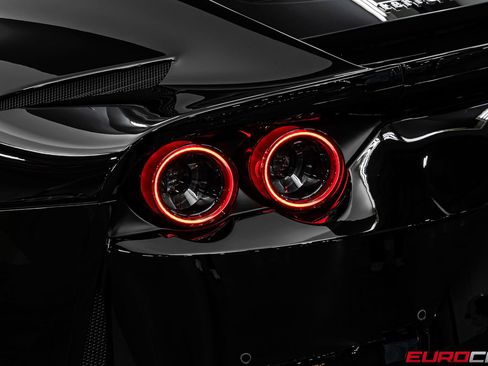 Used 2020 Ferrari 812 Superfast image 16