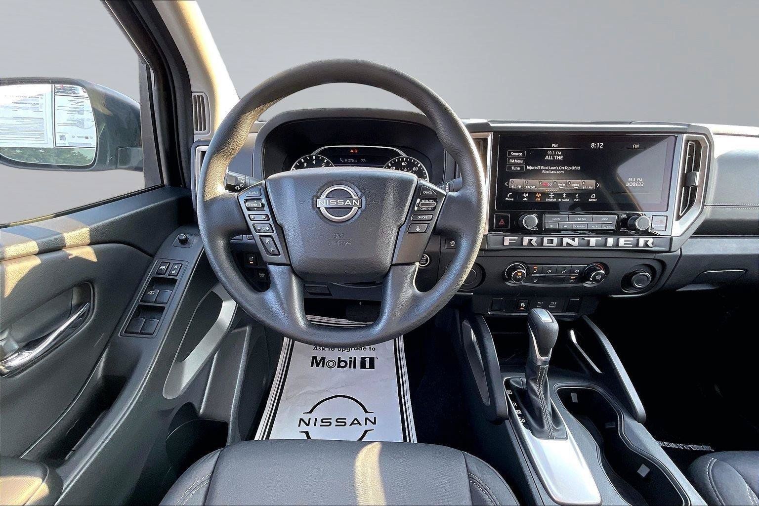 Certified 2025 Nissan Frontier SV RWD image 6