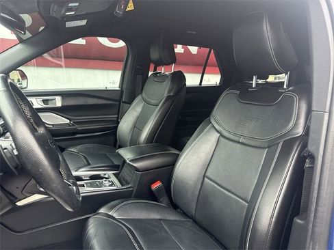 Used 2020 Ford Explorer ST w/ ST Street Pack image 11