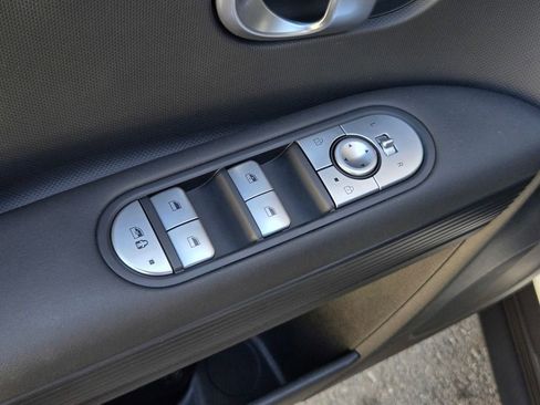 Used 2024 Hyundai Ioniq 5 SE image 11