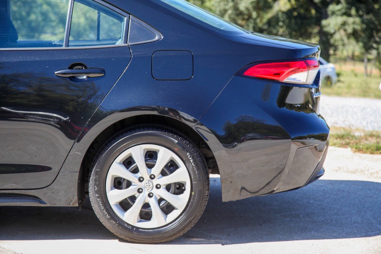Used 2021 Toyota Corolla LE FWD image 10