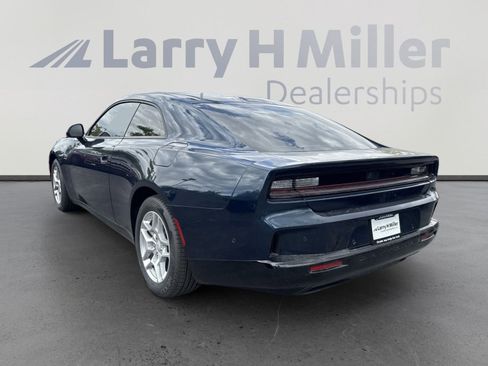 New 2025 Dodge Charger R/T w/ Quick Order Package 25M R/T image 6