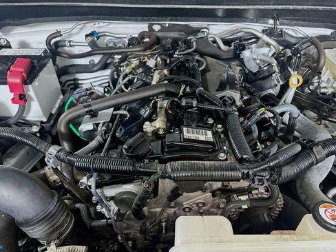 Used 2024 Toyota Tacoma SR5 image 32