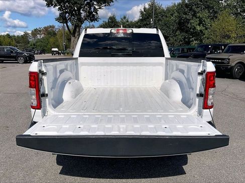 Used 2023 RAM 1500 Big Horn AWD/4WD image 34