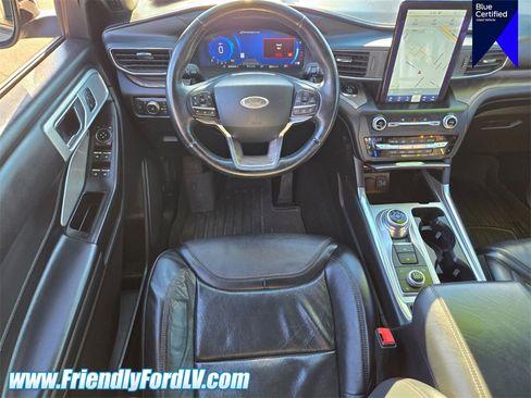 Certified 2020 Ford Explorer Platinum w/ Premium Technology Package image 12