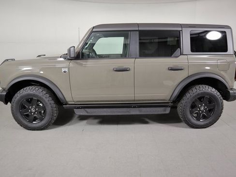 New 2025 Ford Bronco Big Bend w/ Black Diamond Package image 8