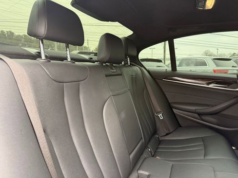 Used 2019 BMW 530i xDrive image 33