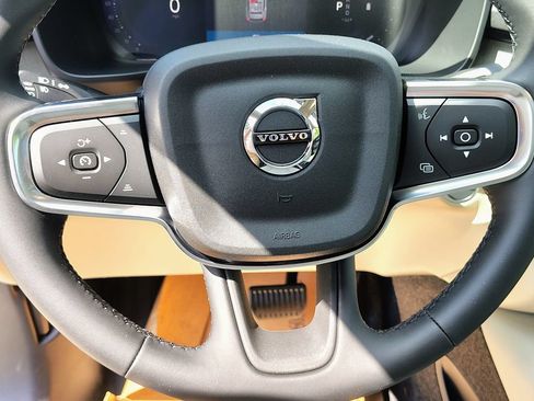 New 2026 Volvo XC40 B5 Ultra w/ Protection Package Premier AWD/4WD image 12
