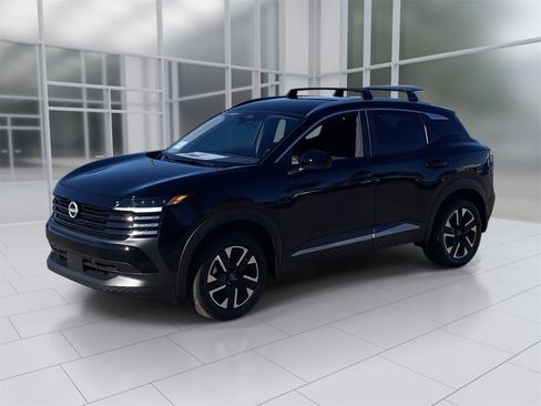 New 2026 Nissan Kicks SV w/ Cold Weather Package image 2