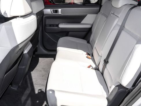 Certified 2026 Hyundai Santa Fe SE AWD/4WD image 27