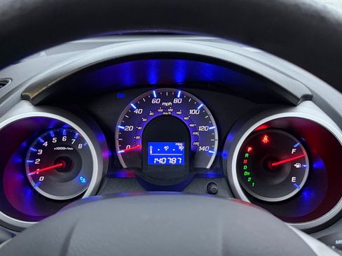 Used 2013 Honda Fit image 23