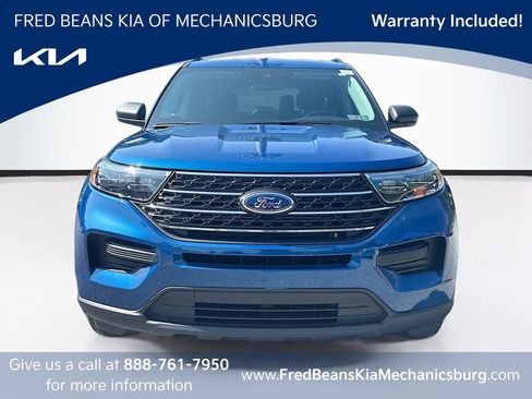 Used 2022 Ford Explorer XLT AWD/4WD image 2