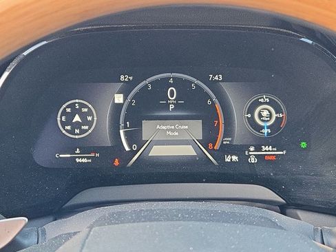 Used 2025 Lexus RX 350 Premium w/ Accessory Package (Z1) FWD image 9