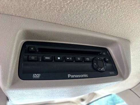 Used 2006 Chevrolet Suburban Z71 w/ Z71 Preferred Equipment Group image 27