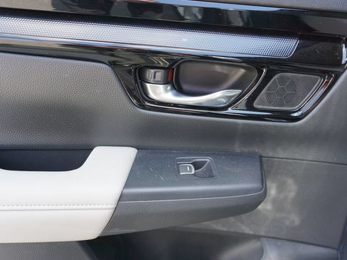 Used 2025 Honda CR-V EX-L image 22
