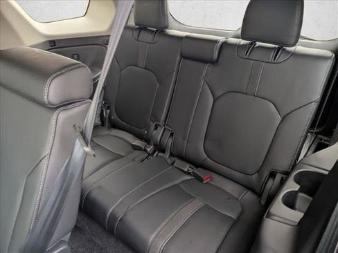 Certified 2025 Honda Pilot EX-L image 17