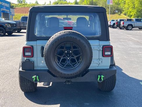 Used 2023 Jeep Wrangler Sport AWD/4WD image 4
